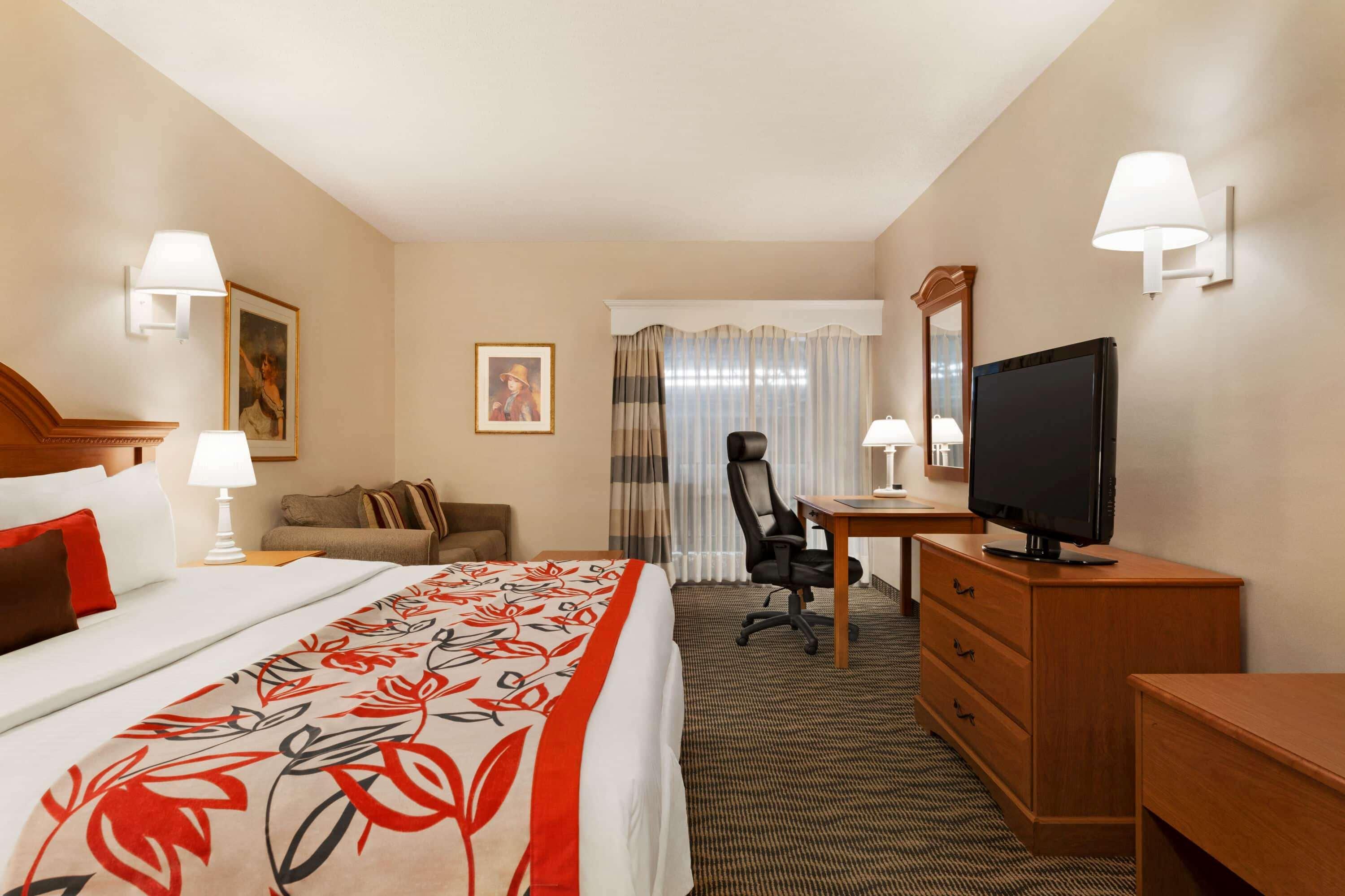 Ramada By Wyndham Fredericton Exterior foto