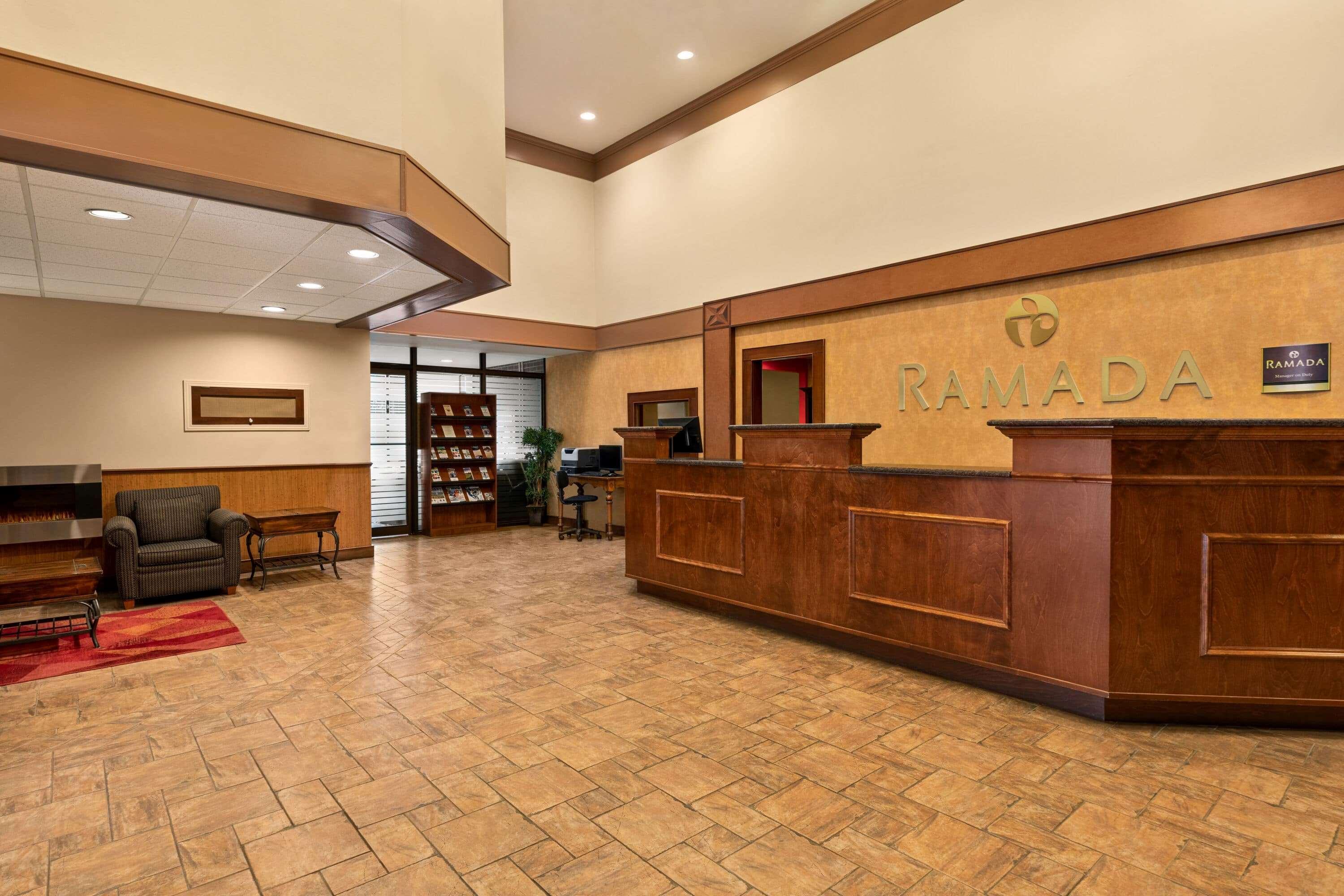 Ramada By Wyndham Fredericton Exterior foto